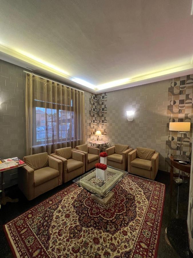 Hotel La Pace San Mauro Torinese Eksteriør billede