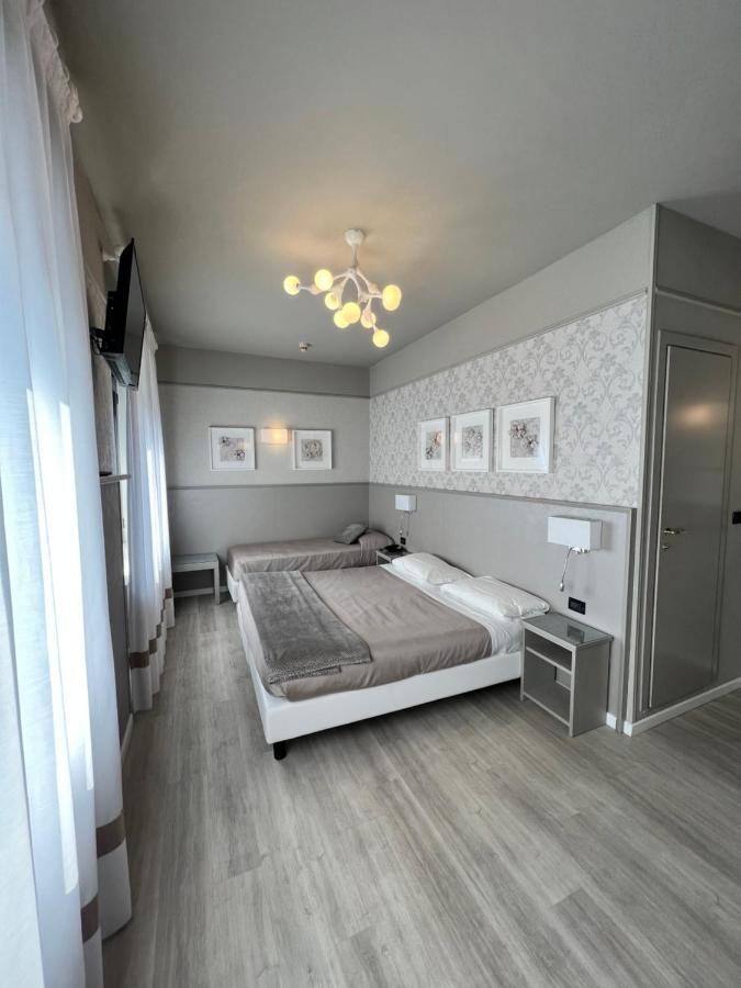 Hotel La Pace San Mauro Torinese Eksteriør billede