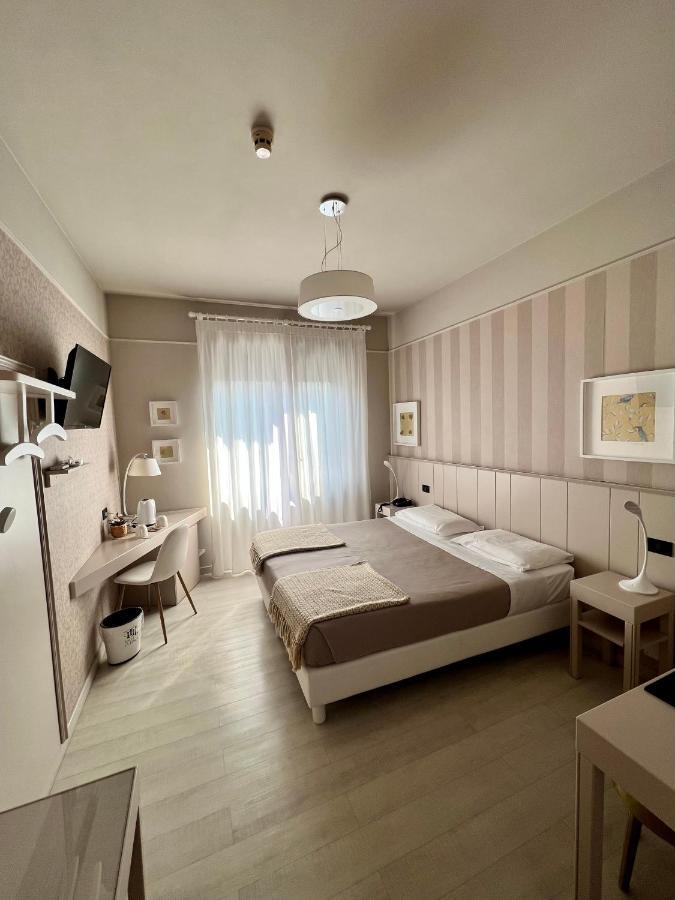 Hotel La Pace San Mauro Torinese Eksteriør billede