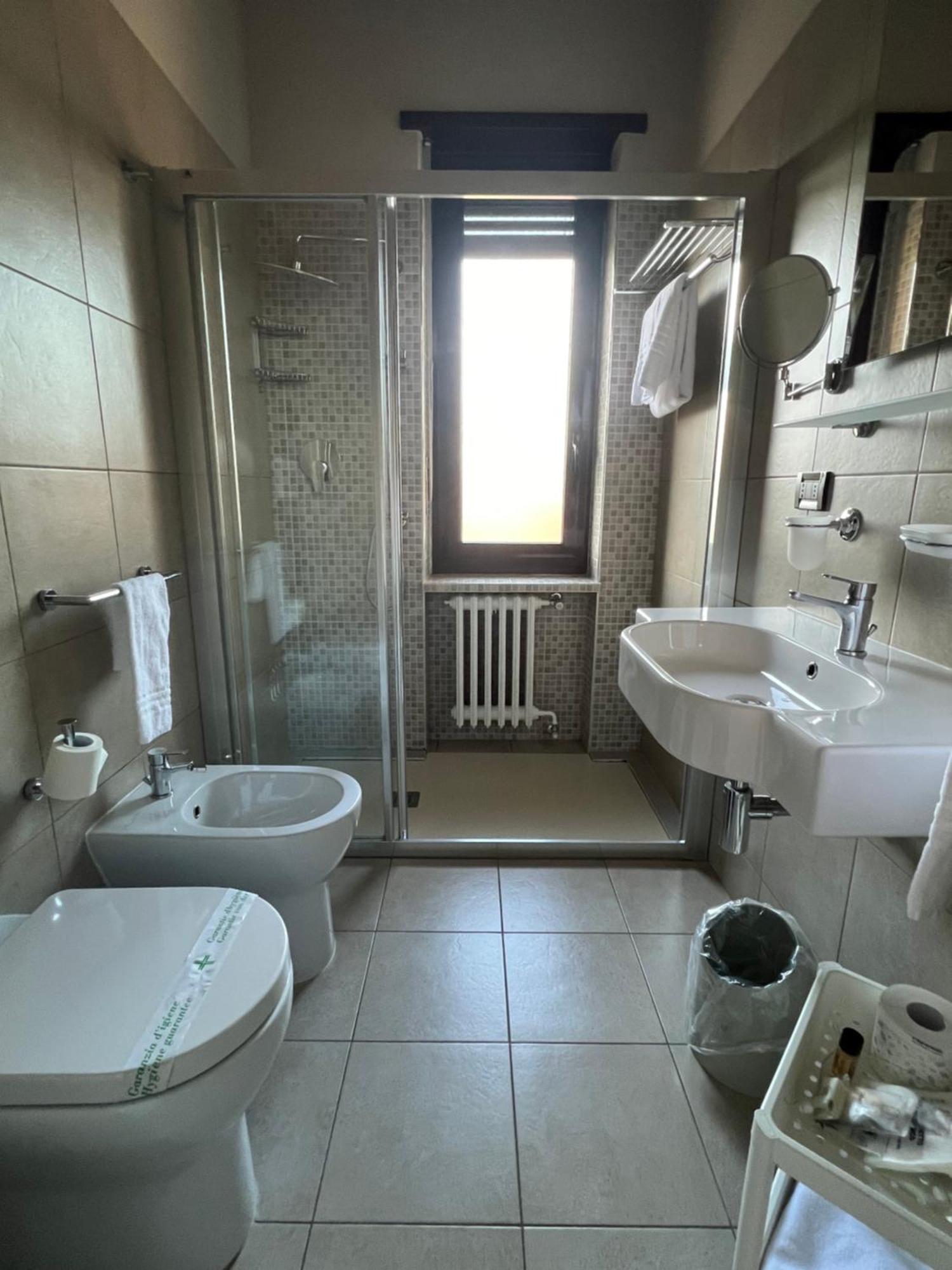 Hotel La Pace San Mauro Torinese Eksteriør billede