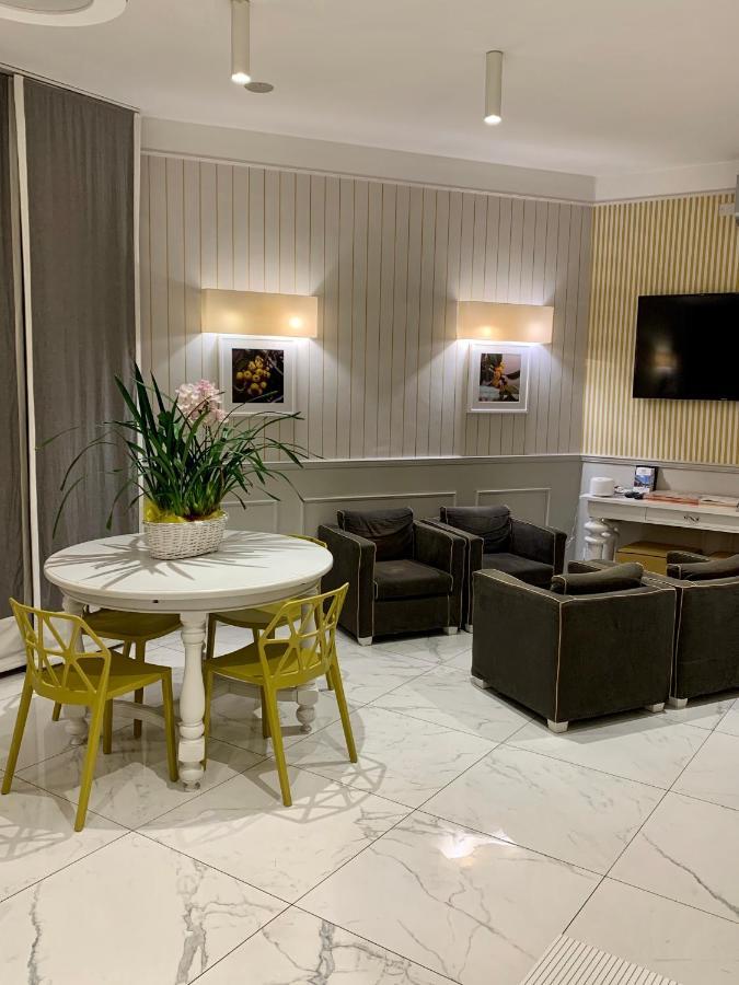 Hotel La Pace San Mauro Torinese Eksteriør billede
